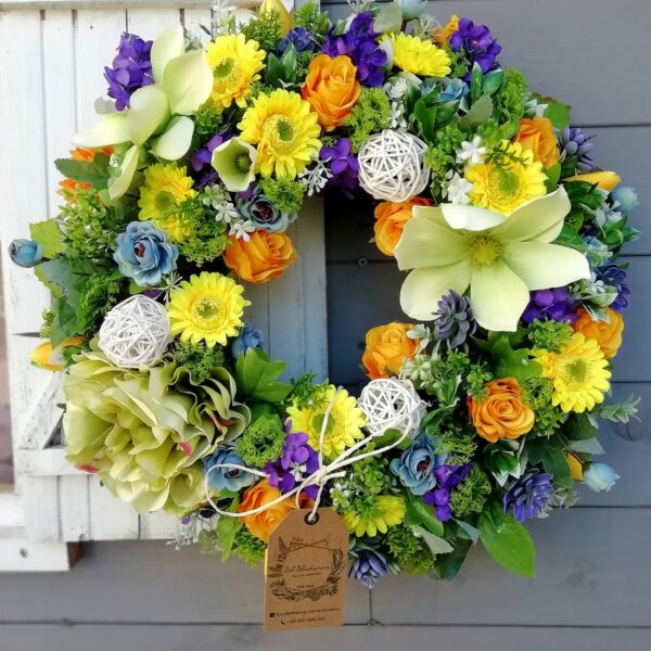 wianek dekoracyjny żółto fioletowy ręcznie robiony hand made na drzwi
